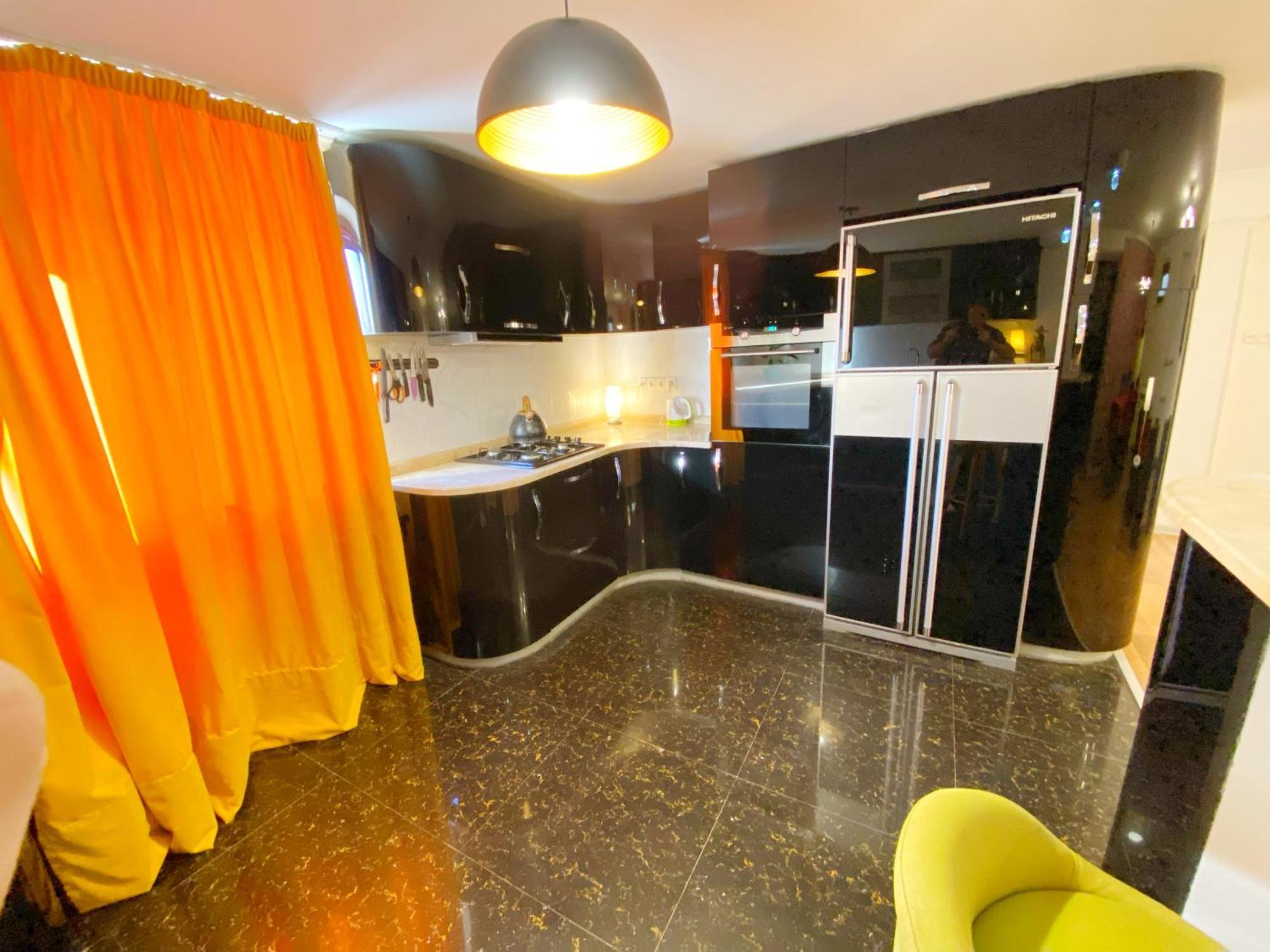 Hotel Orange Kutaiszi Kültér fotó