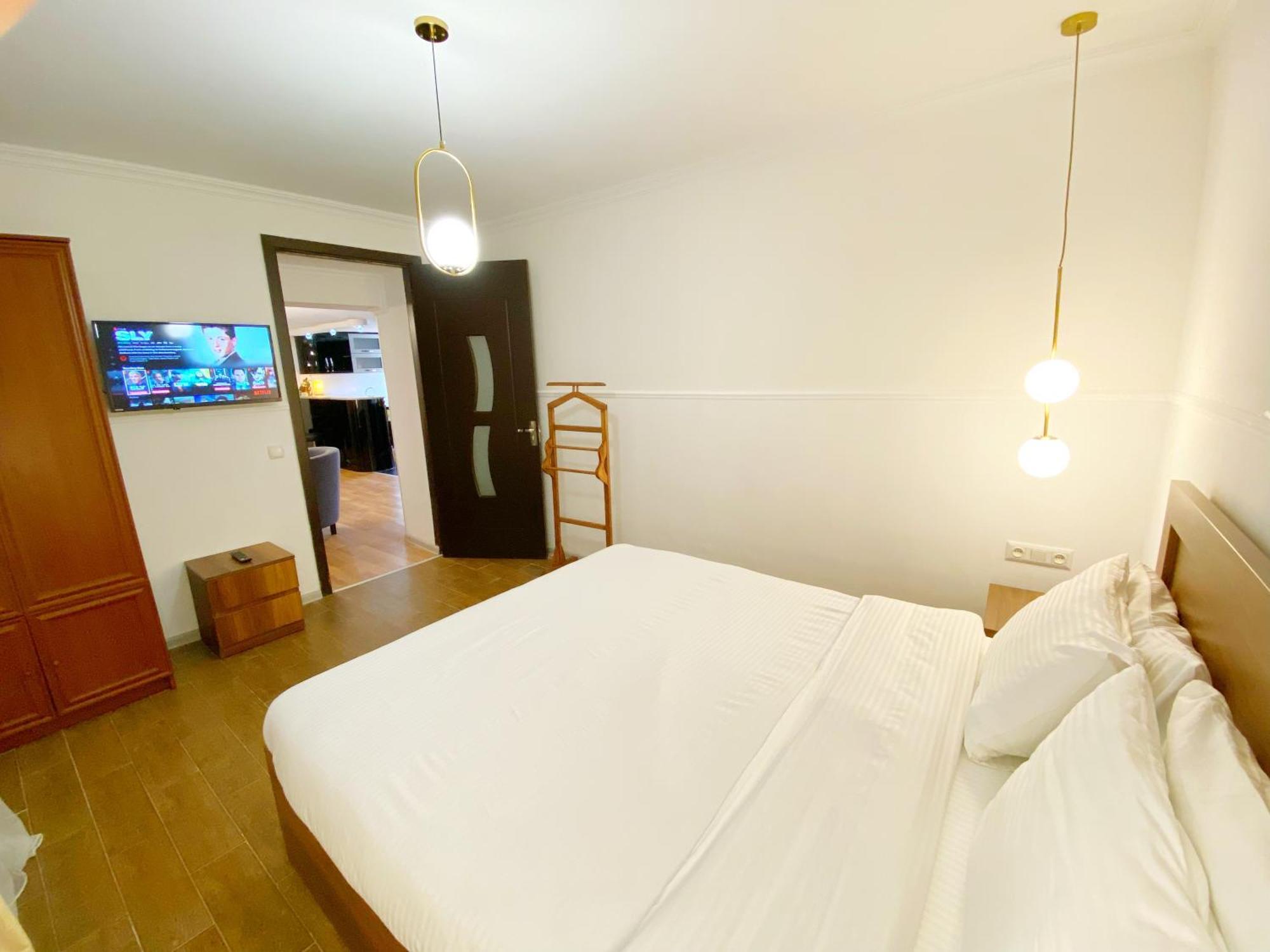 Hotel Orange Kutaiszi Kültér fotó
