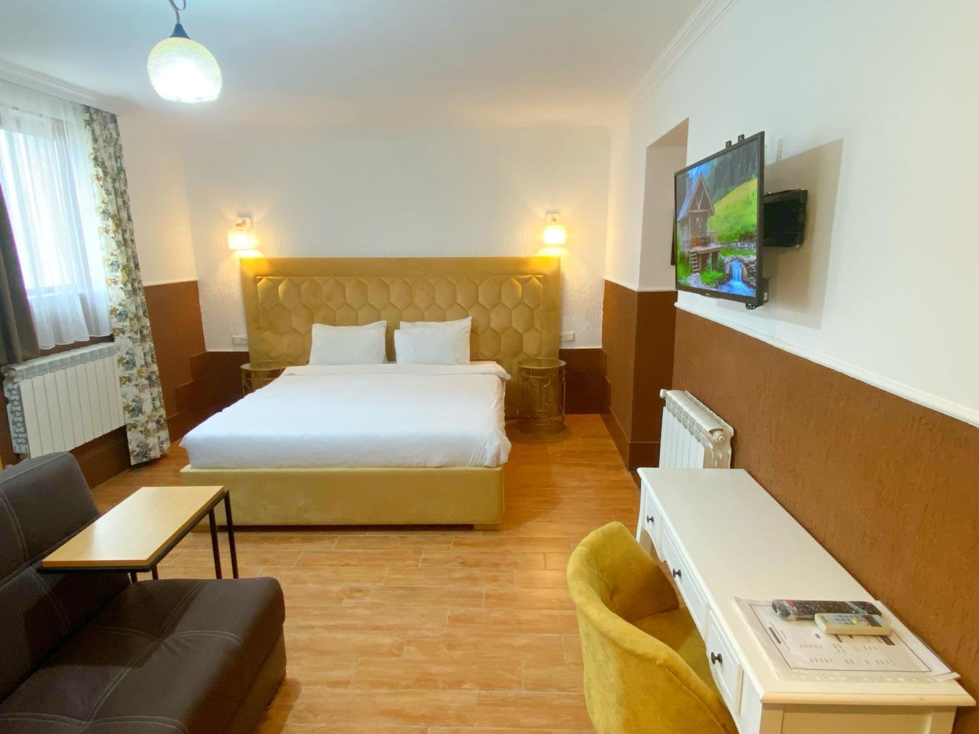 Hotel Orange Kutaiszi Kültér fotó