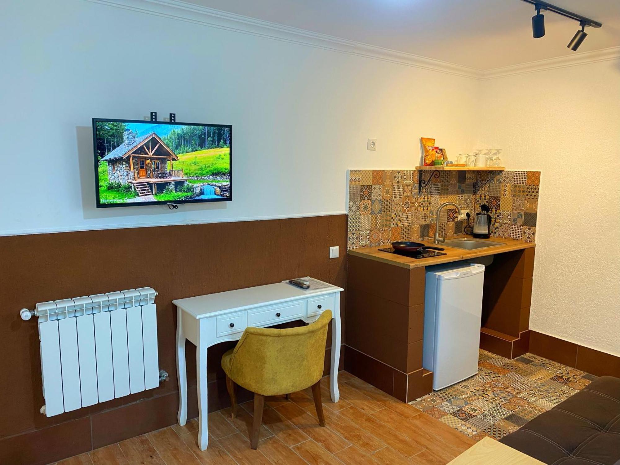Hotel Orange Kutaiszi Kültér fotó