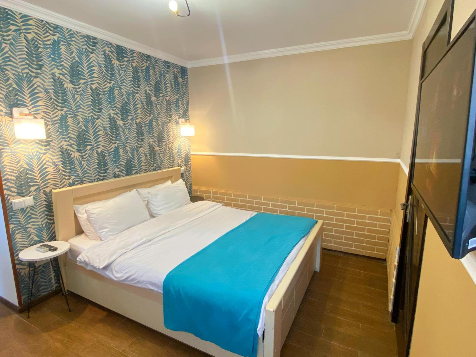 Hotel Orange Kutaiszi Kültér fotó