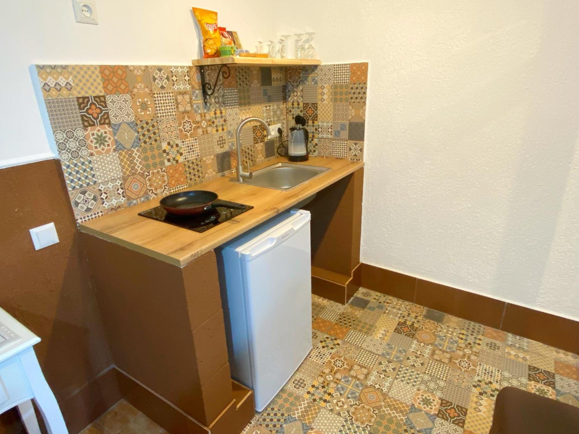 Hotel Orange Kutaiszi Kültér fotó